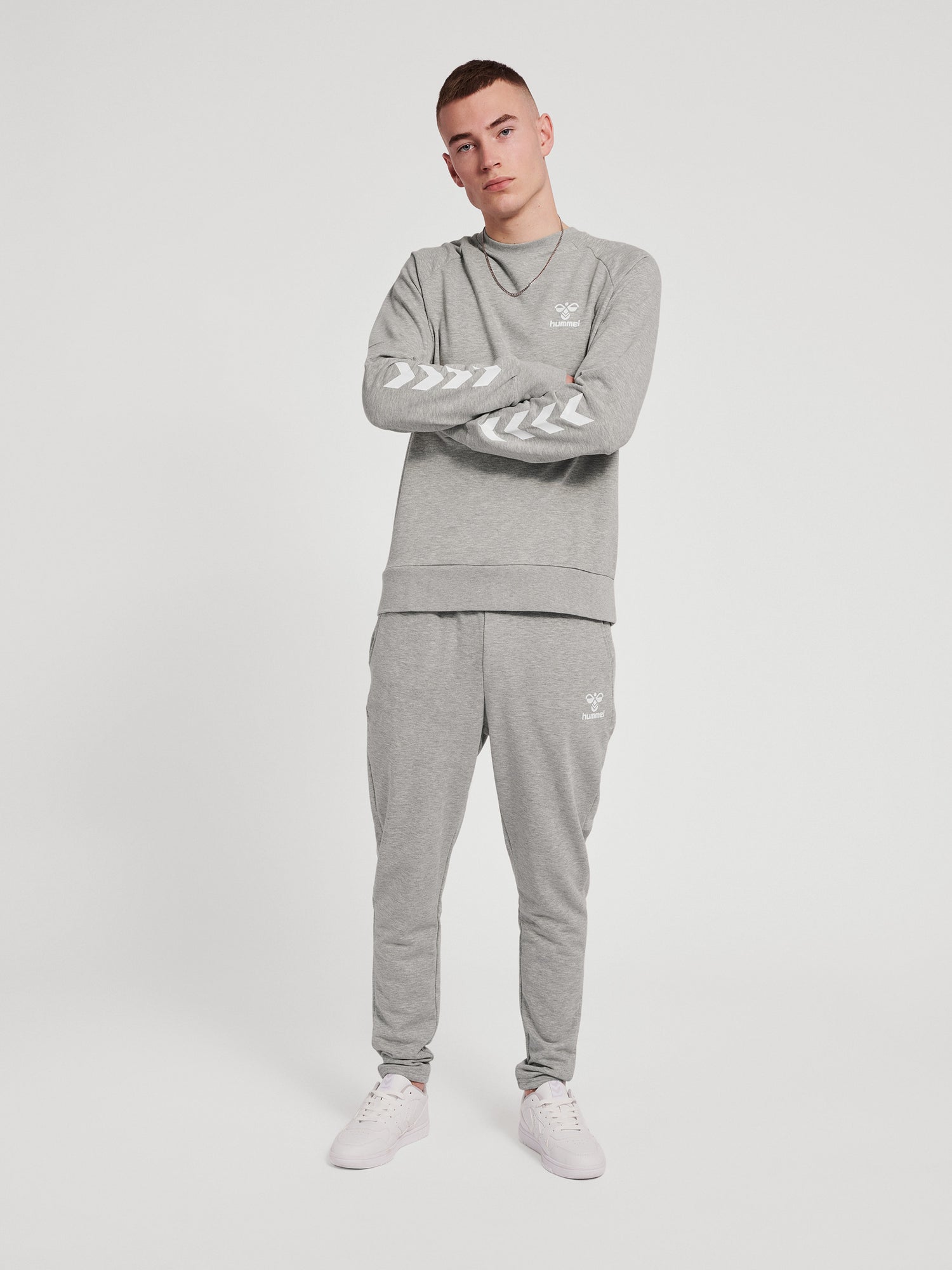 Hummel Men's Isam 2.0 Sweatshirt Mens Apparel Sweatshirts & Fleece