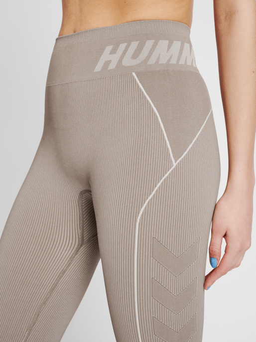 Hummel Women's Te Christel Seamless Mid Waist Tights Womens Apparel Pants & Sweatpants