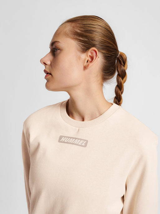 Hummel Women's Te Element Sweatshirt Womens Apparel Sweatshirts & Fleece