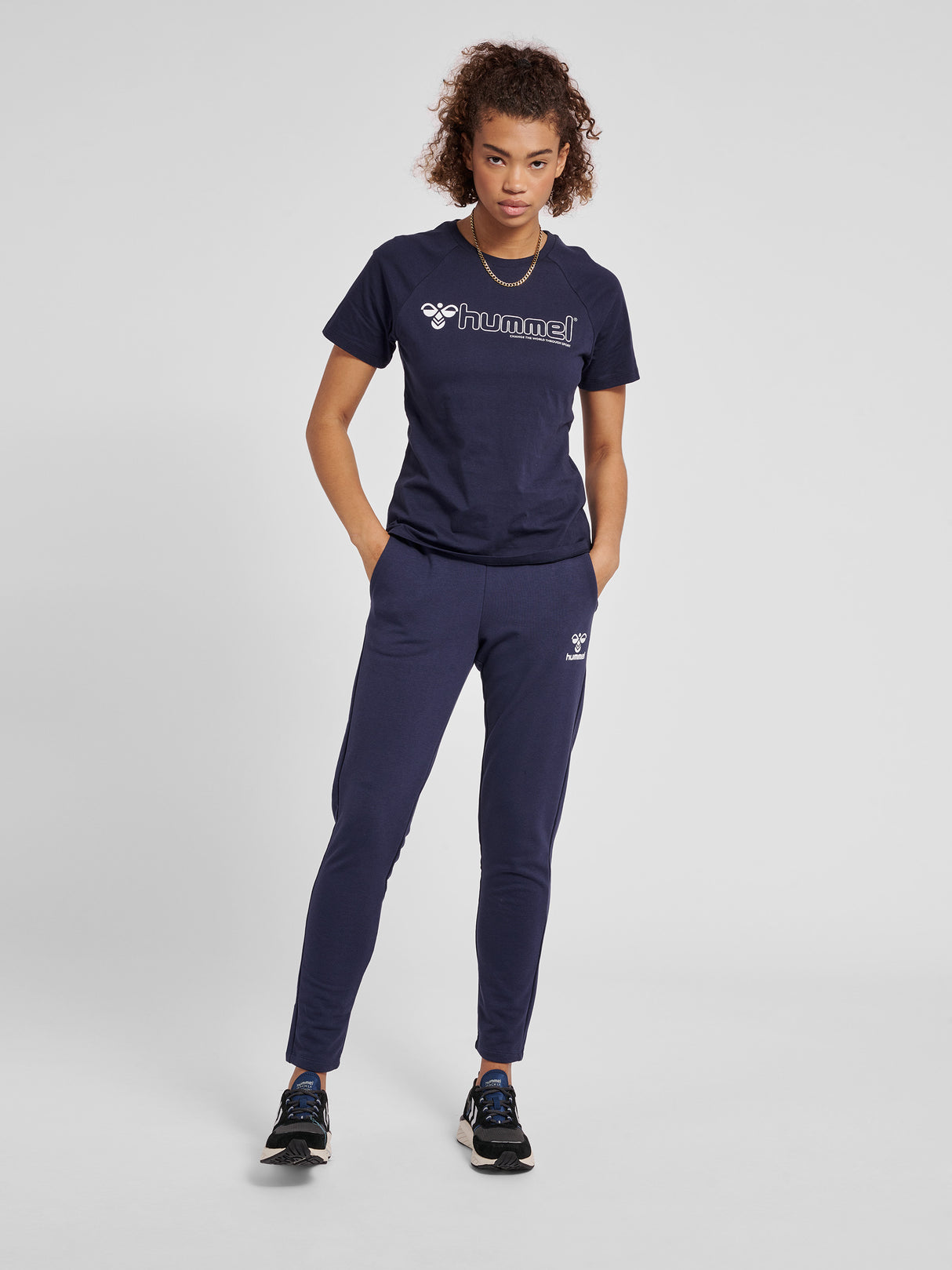 Hummel Women's Noni 2.0 Tapered Pants Womens Apparel Pants & Sweatpants
