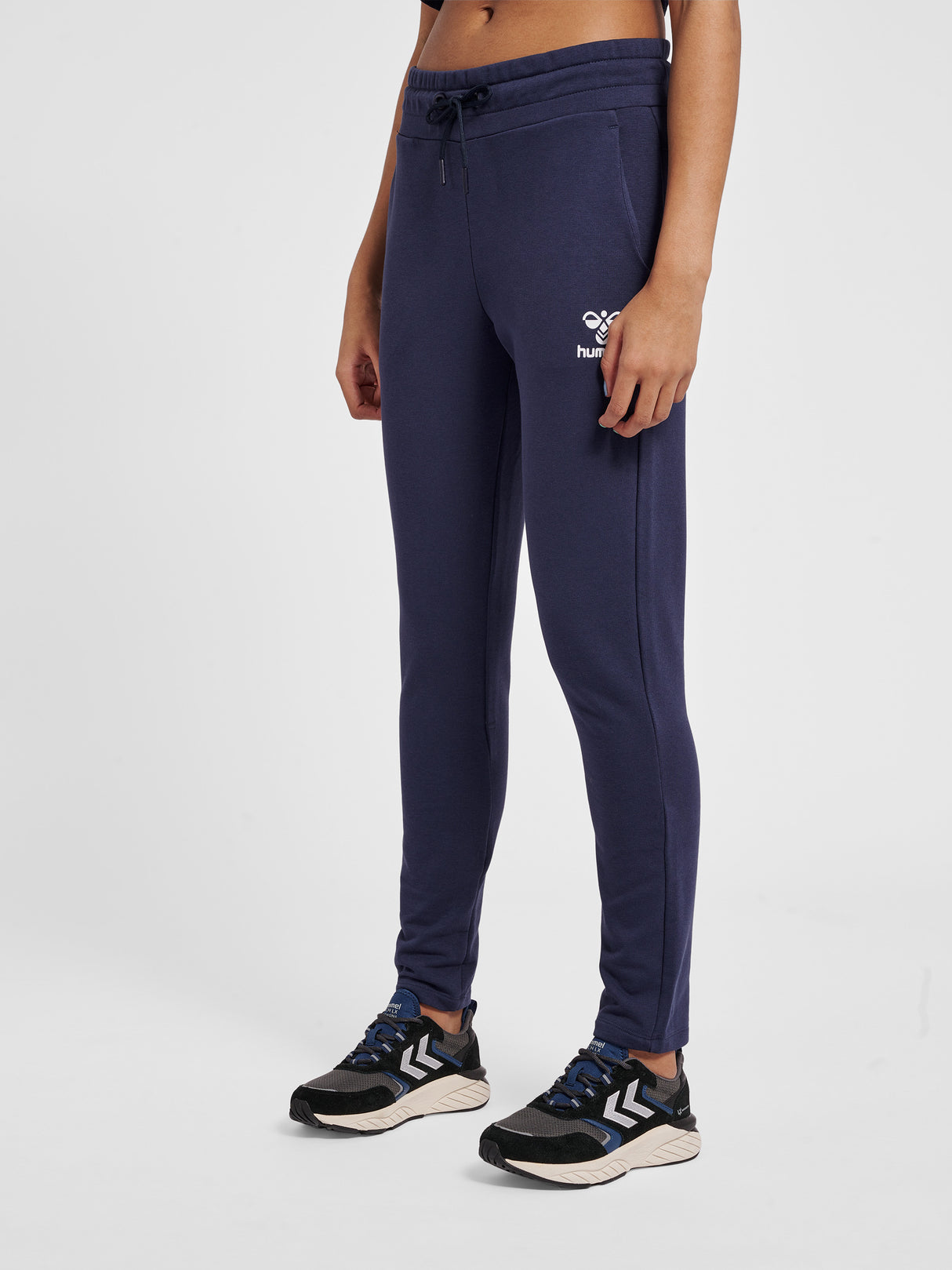 Hummel Women's Noni 2.0 Tapered Pants Womens Apparel Pants & Sweatpants