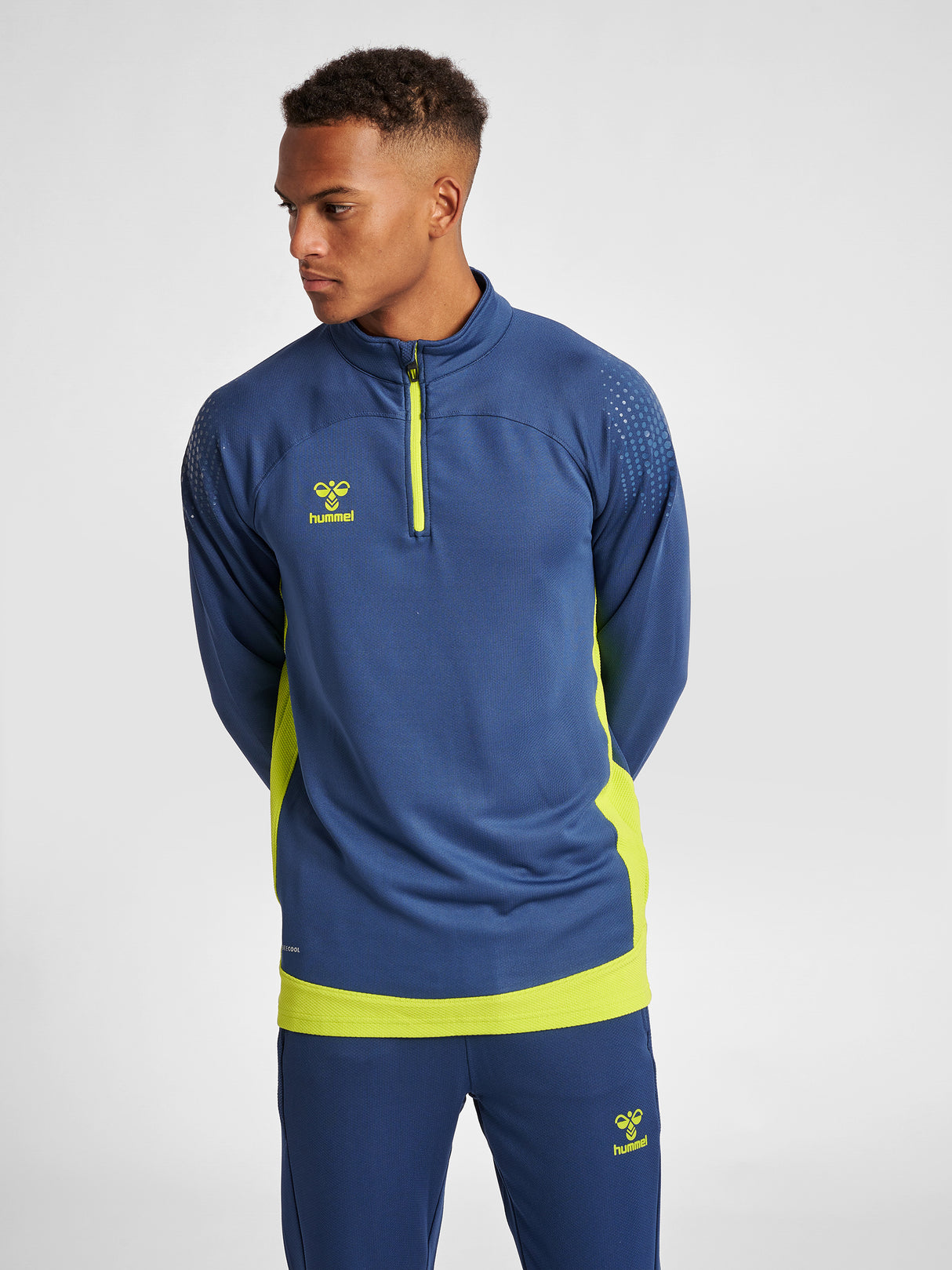 Hummel Men's Lead Half-Zip Jacket Mens Apparel Sweatshirts & Fleece