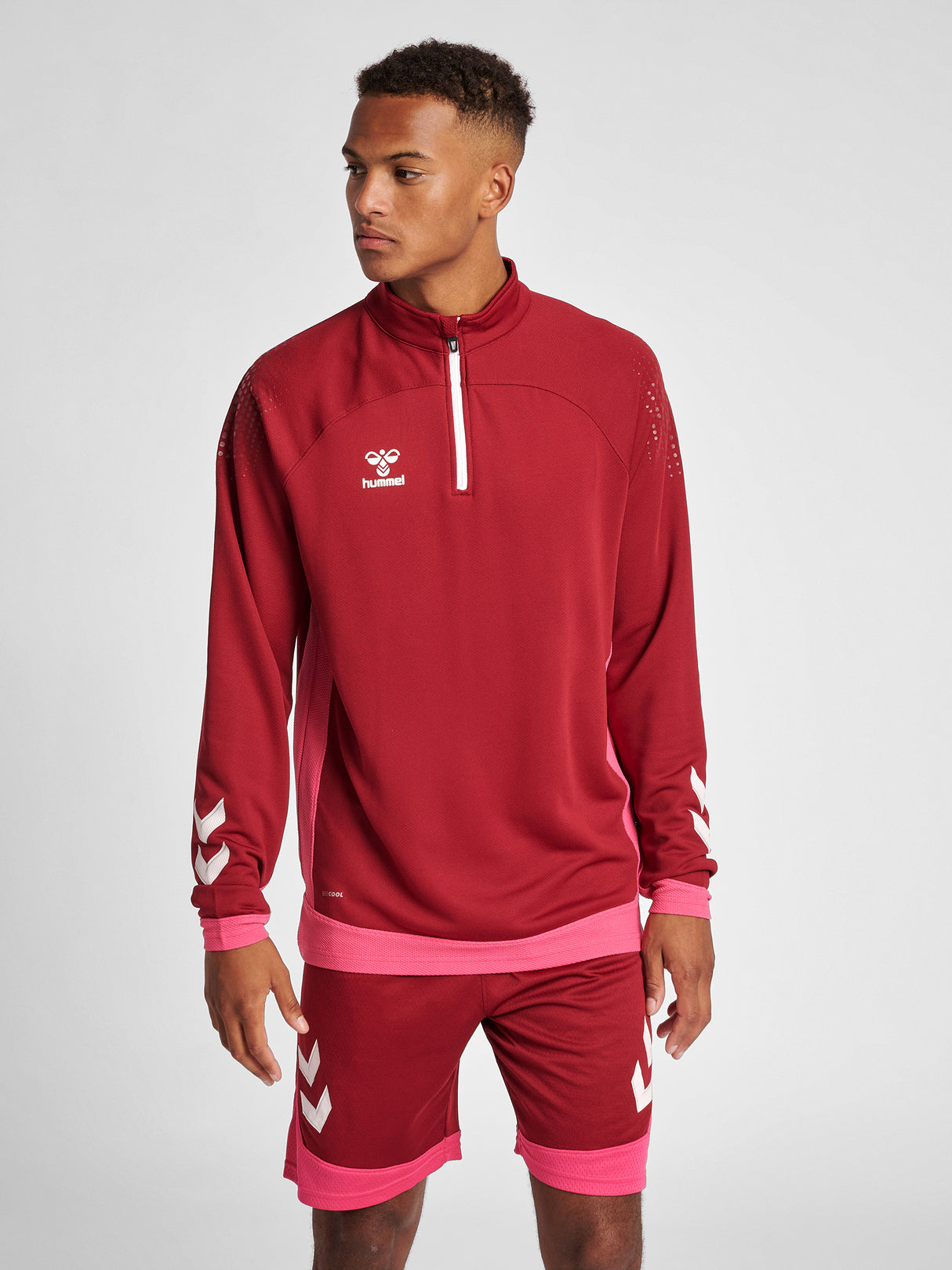 Hummel Men's Lead Half-Zip Jacket Mens Apparel Sweatshirts & Fleece