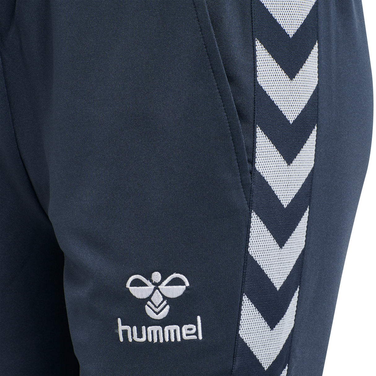 Hummel Women's Nelly 2.0 Tapered Pants Womens Apparel Pants & Sweatpants