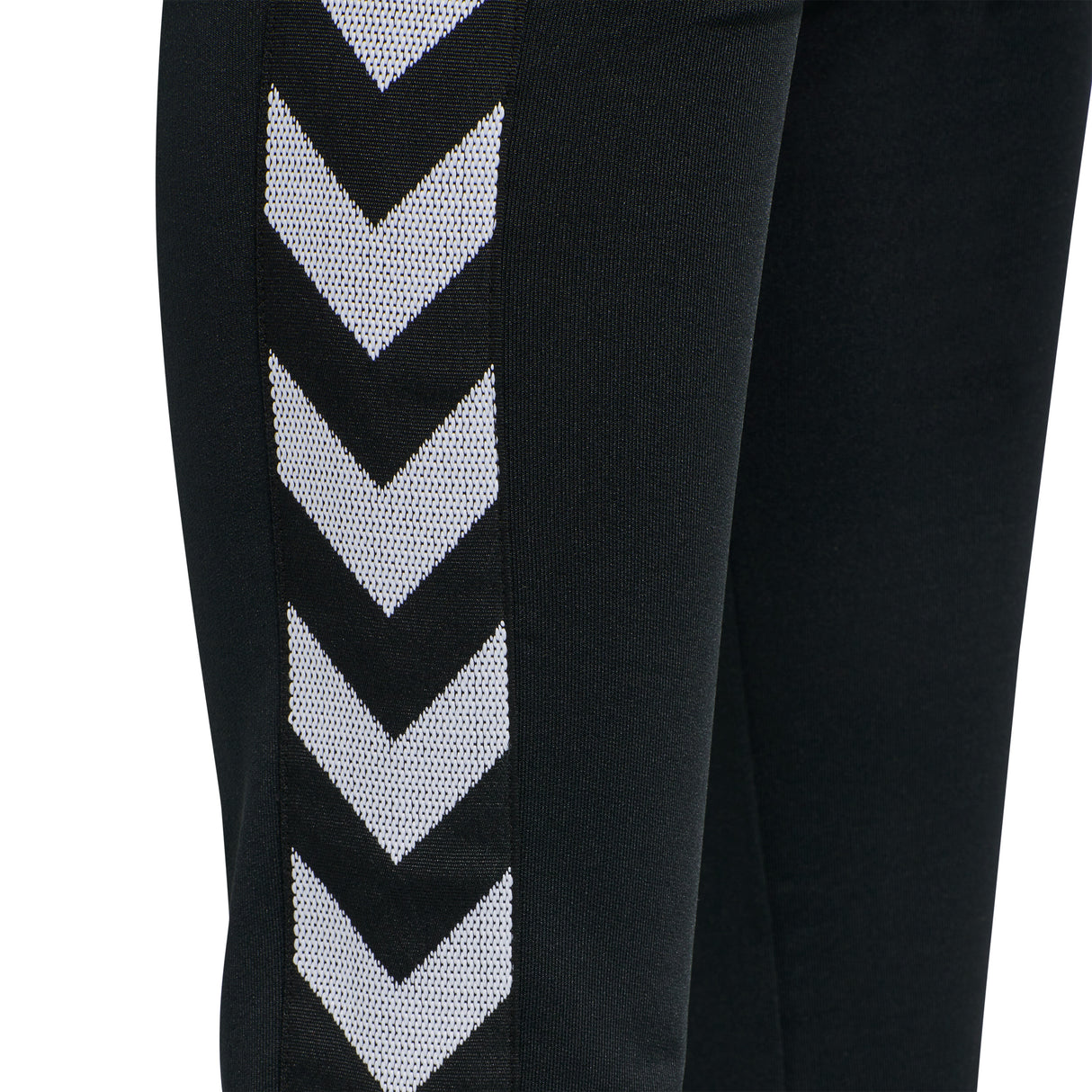 Hummel Women's Nelly 2.0 Tapered Pants Womens Apparel Pants & Sweatpants