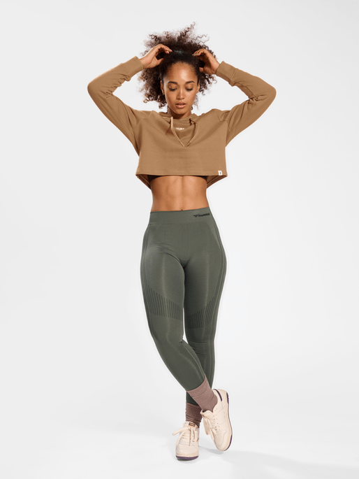 Hummel Women's Legacy Cropped Hoodie Womens Apparel Sweatshirts & Fleece