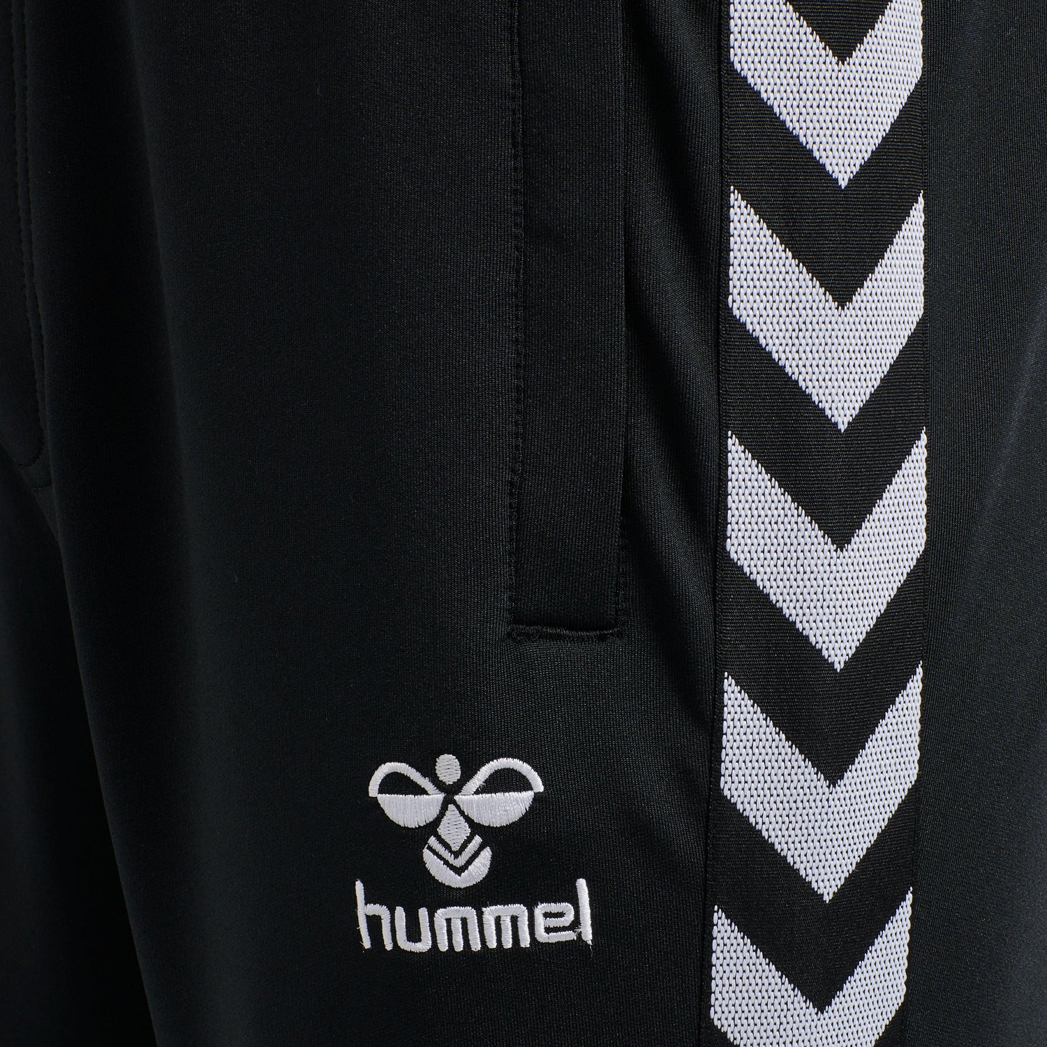 Hummel Men's Nathan 2.0 Tapered Pants Mens Apparel Pants & Sweatpants
