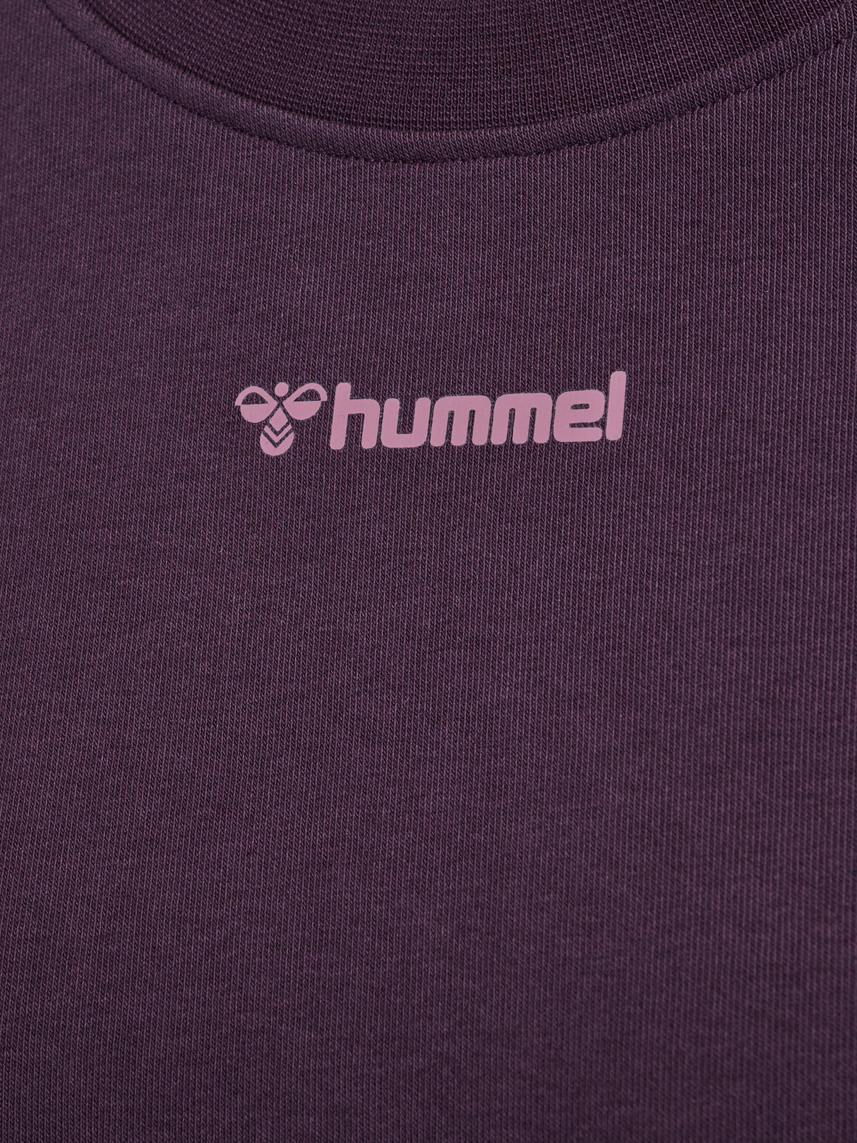 Hummel Women's Mt Dhyani Sweatshirt Womens Apparel Sweatshirts & Fleece