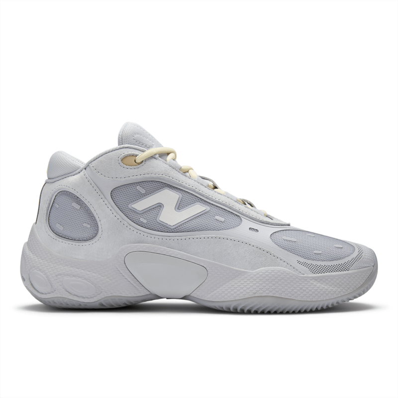 New Balance Men's Fresh Foam BB V3 Basketball Shoe - BBFRSIS3 Basketball Footwear Adult