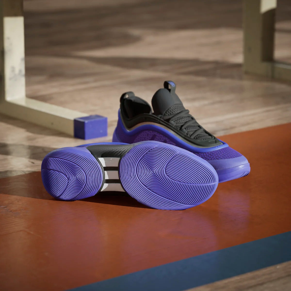 adidas Men's D.O.N. Issue #6 Camp Basketball Shoes Basketball Footwear Adult