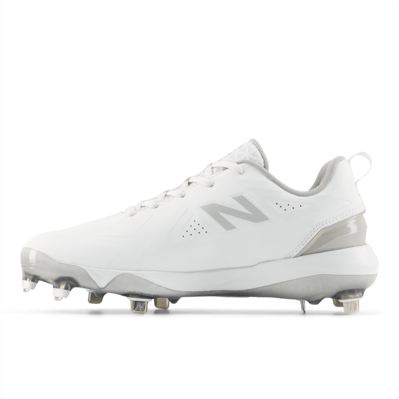 New Balance Women's Fuse v5 Softball Cleat - SMFUSEW5 Wide Softball Footwear All