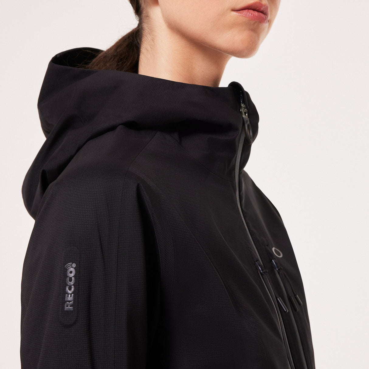 Oakley Women's Outpost RC Shell Jacket Womens Apparel Jackets & Vests