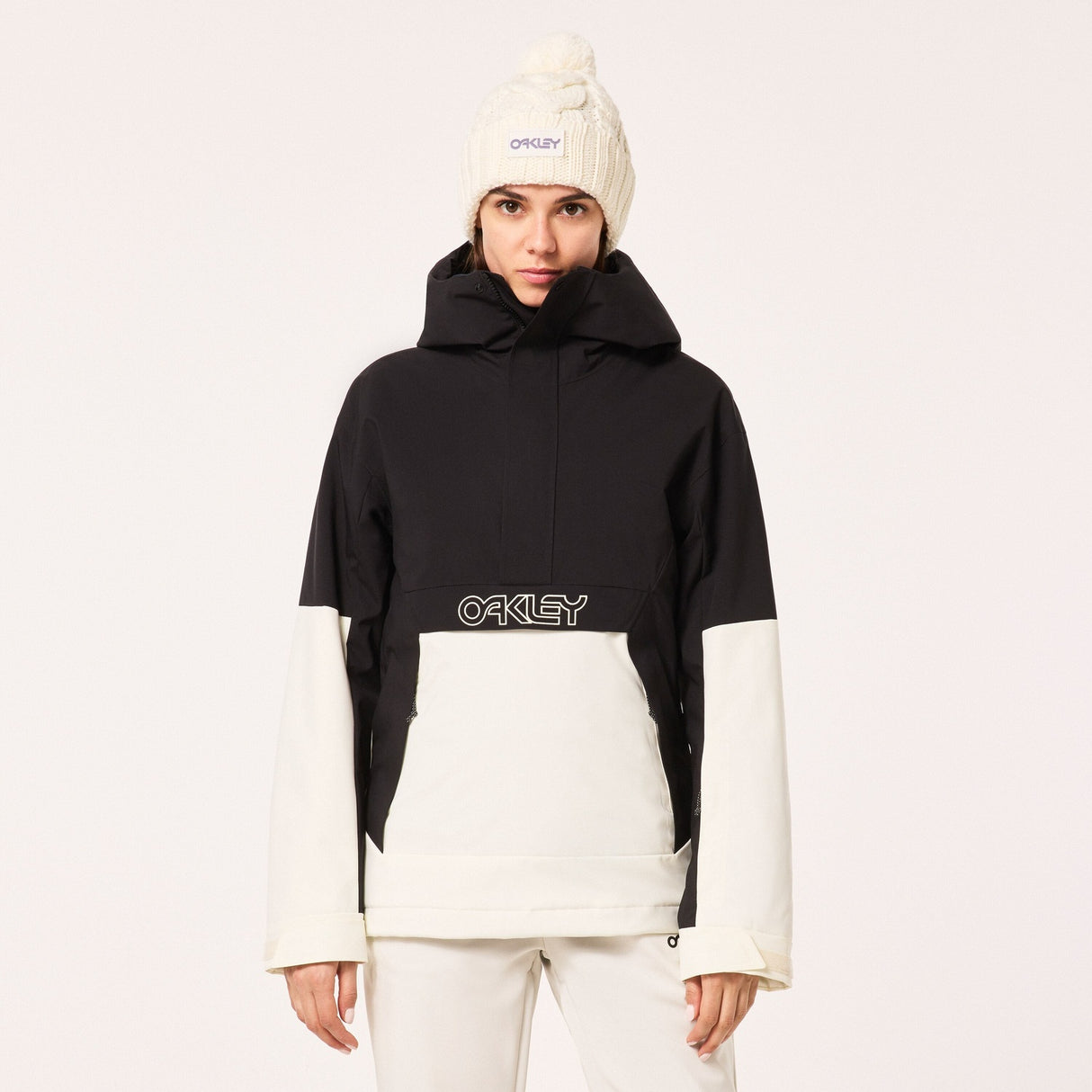 Oakley Women's TNP TBT Insulated Anorak Womens Apparel Jackets & Vests