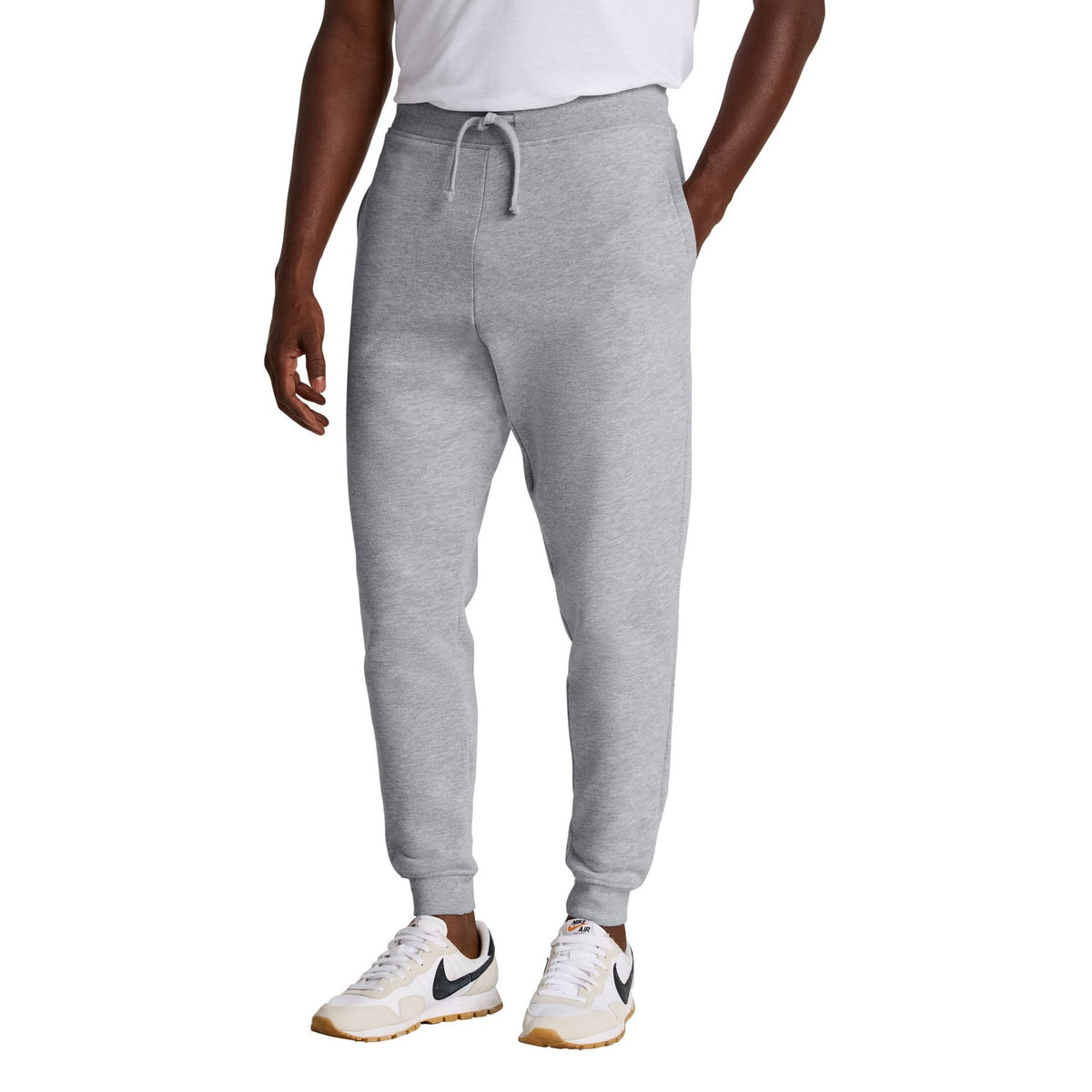 District Men's V.I.T. Fleece Jogger DT6107