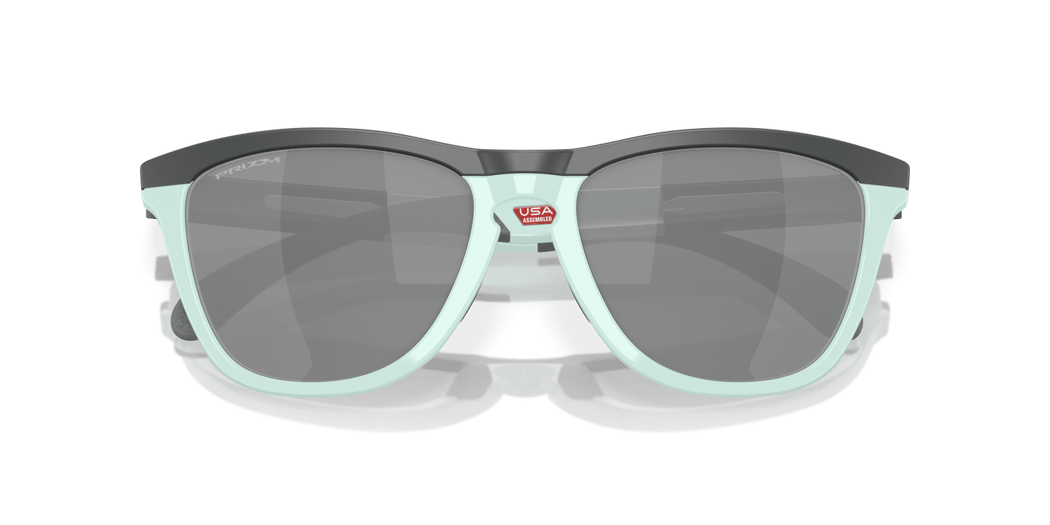 Oakley Frogskins Range Sunglasses Unisex Accessories Sunglasses & Eyewear