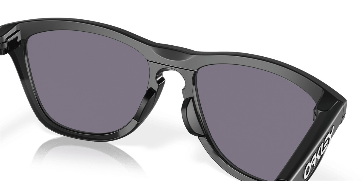 Oakley Frogskins Range Sunglasses Unisex Accessories Sunglasses & Eyewear