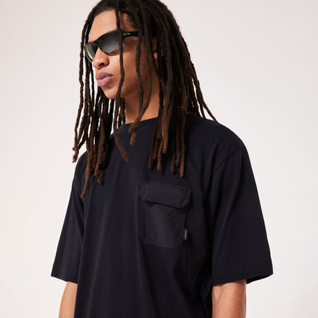 Oakley Men's Roam Commuter Pocket Tee Mens Apparel Shirts & Tops