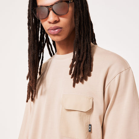 Oakley Men's Roam Commuter Pocket Tee Mens Apparel Shirts & Tops