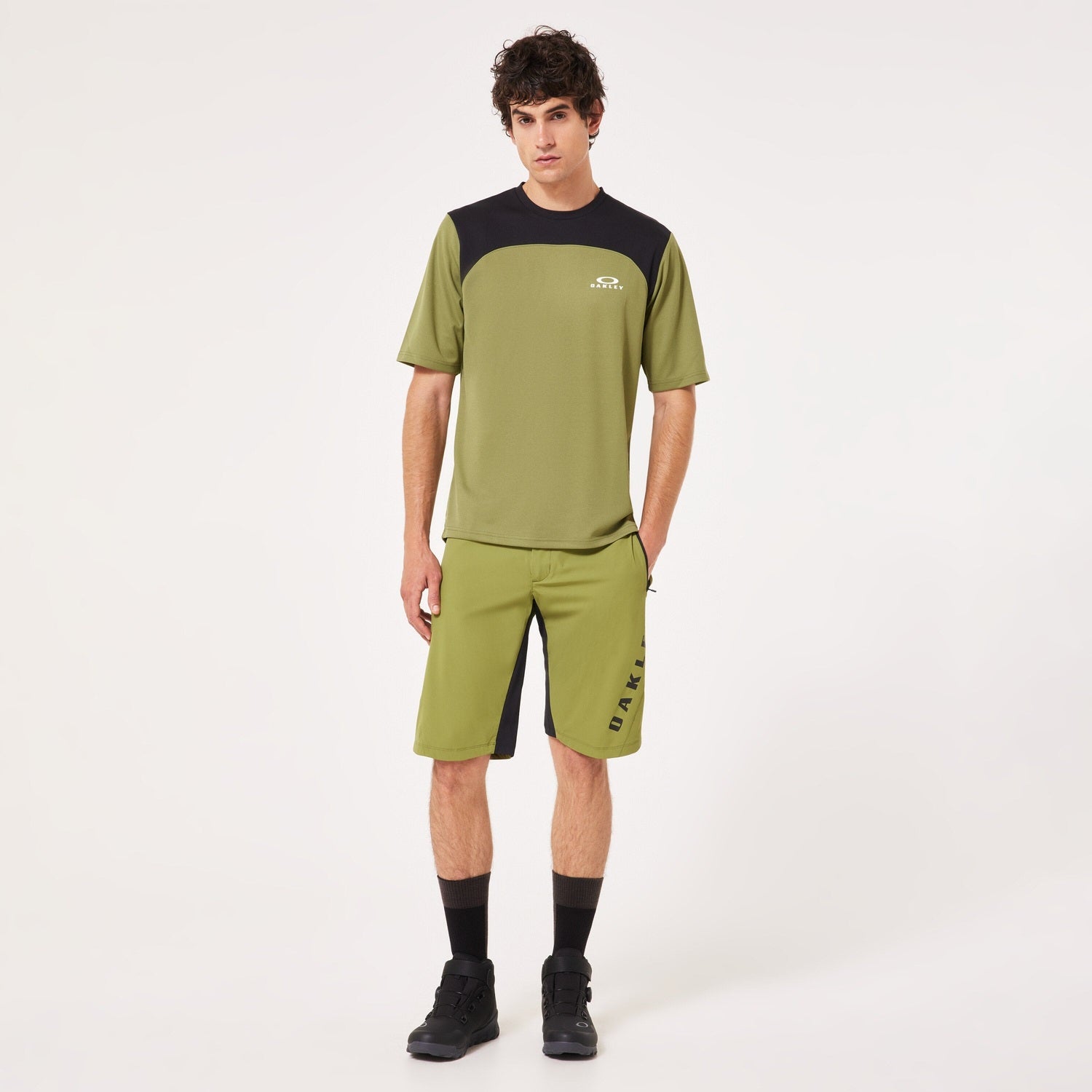 Oakley Men's Free Ride Short Mens Apparel Shorts