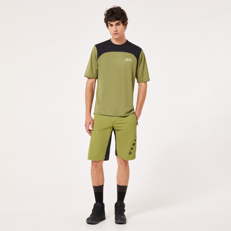 Oakley Men's Free Ride Short Mens Apparel Shorts