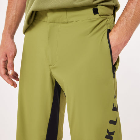 Oakley Men's Free Ride Short Mens Apparel Shorts