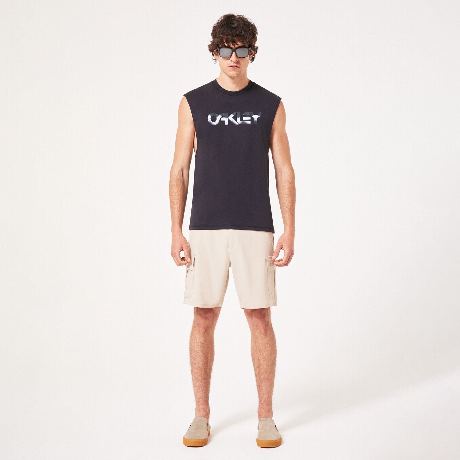 Oakley Men's Cape Cargo RC Hybrid 20'' Short Mens Apparel Shorts