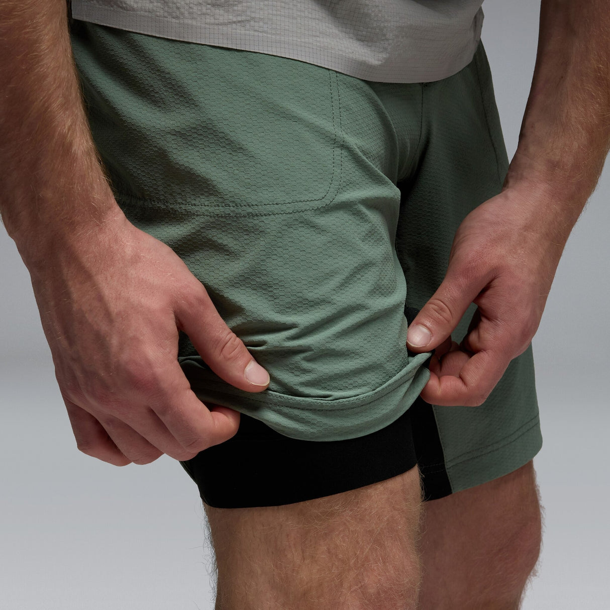 Oakley Men's Seeker Whip Lined Shorts-5