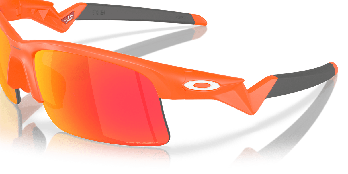 Oakley Capacitor Sunglasses Unisex Accessories Sunglasses & Eyewear