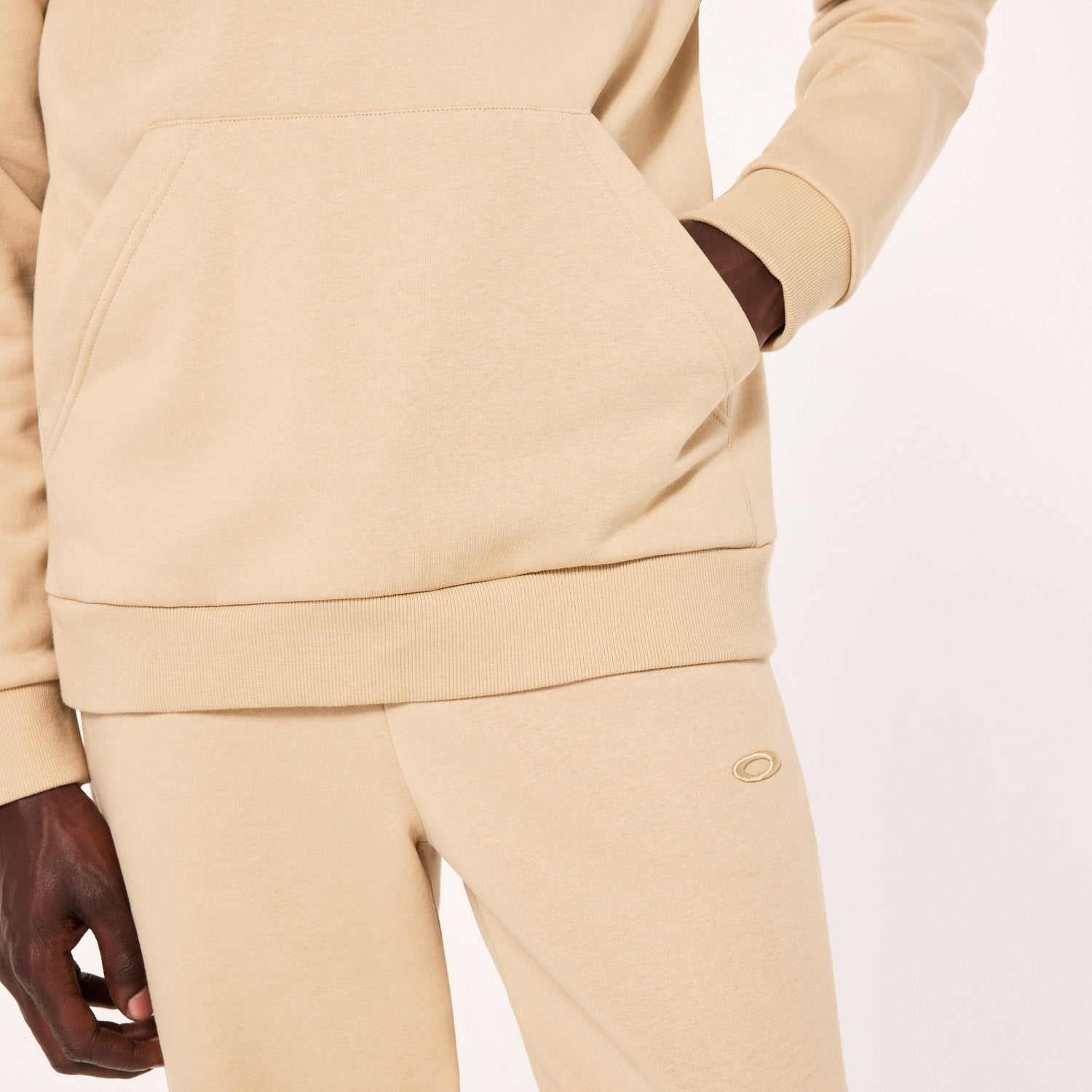 Oakley Men's Relax Pullover Hoodie 2.0 Mens Apparel Sweatshirts & Fleece