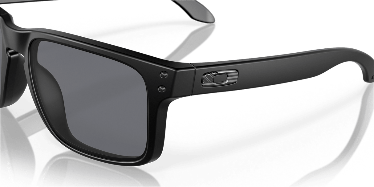 Oakley Holbrook Sunglasses Unisex Accessories Sunglasses & Eyewear