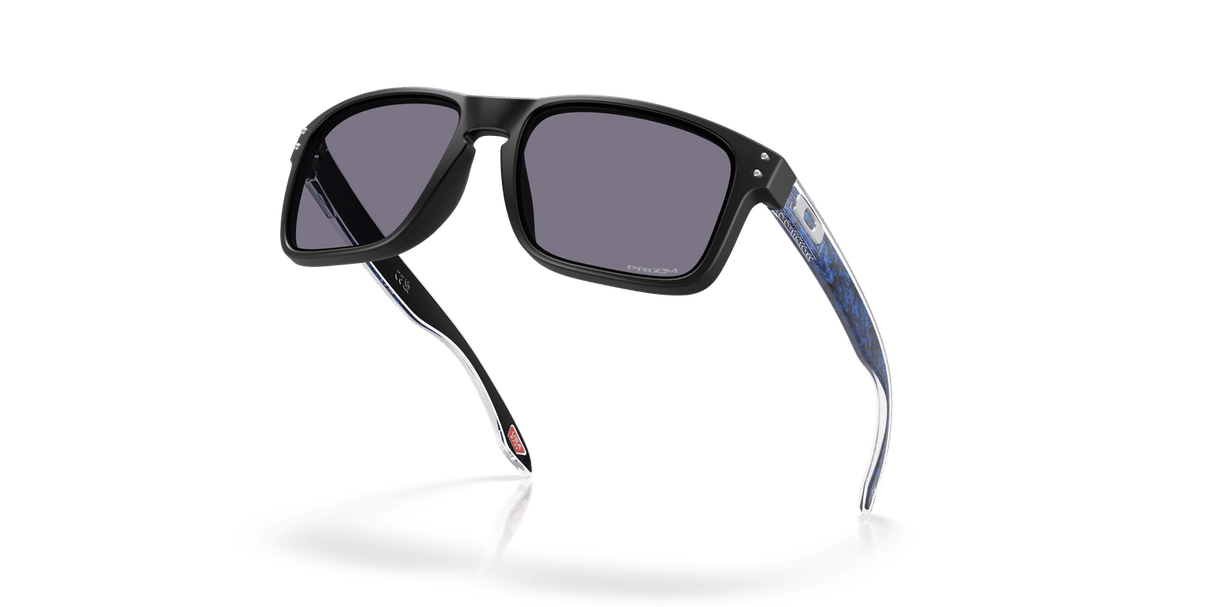 Oakley Holbrook Sunglasses Unisex Accessories Sunglasses & Eyewear