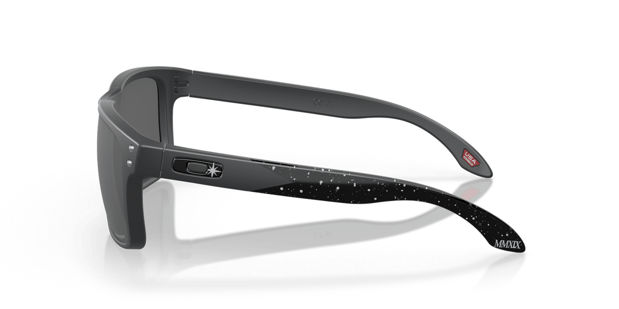 Oakley Holbrook Sunglasses Unisex Accessories Sunglasses & Eyewear