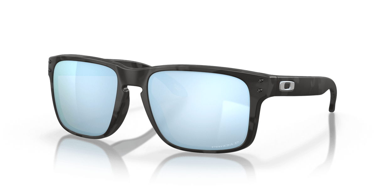 Oakley Holbrook Sunglasses Unisex Accessories Sunglasses & Eyewear