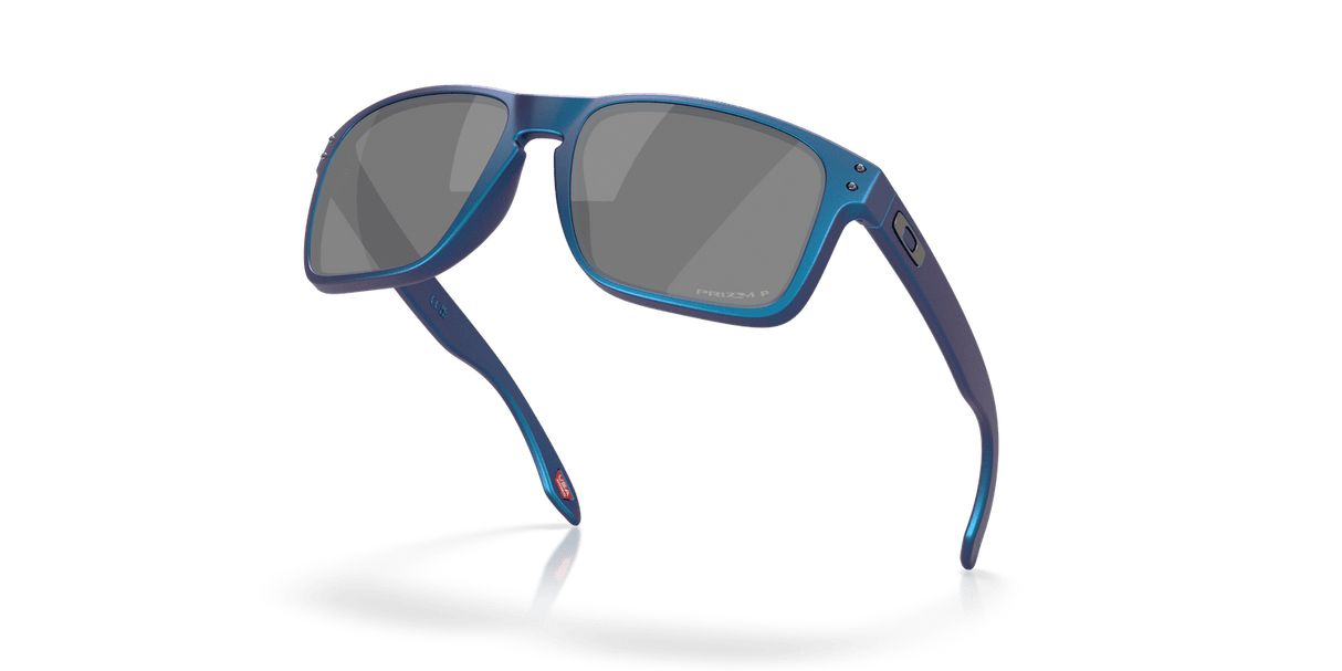 Oakley Holbrook XL Sunglasses Unisex Accessories Sunglasses & Eyewear