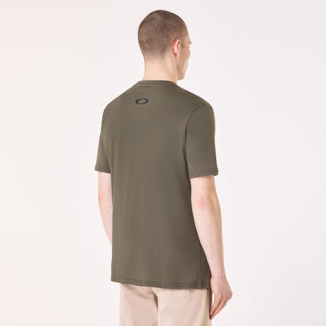 Oakley Men's SI Shadow Flag Tee Mens Apparel Shirts & Tops