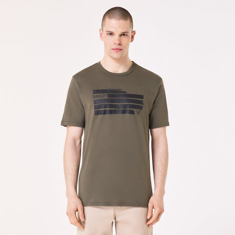 Oakley Men's SI Shadow Flag Tee Mens Apparel Shirts & Tops