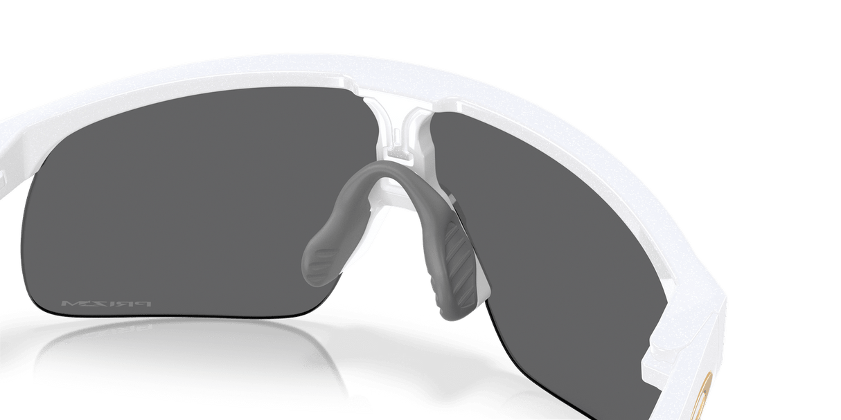 Oakley Youth Resistor Sunglasses Unisex Accessories Sunglasses & Eyewear