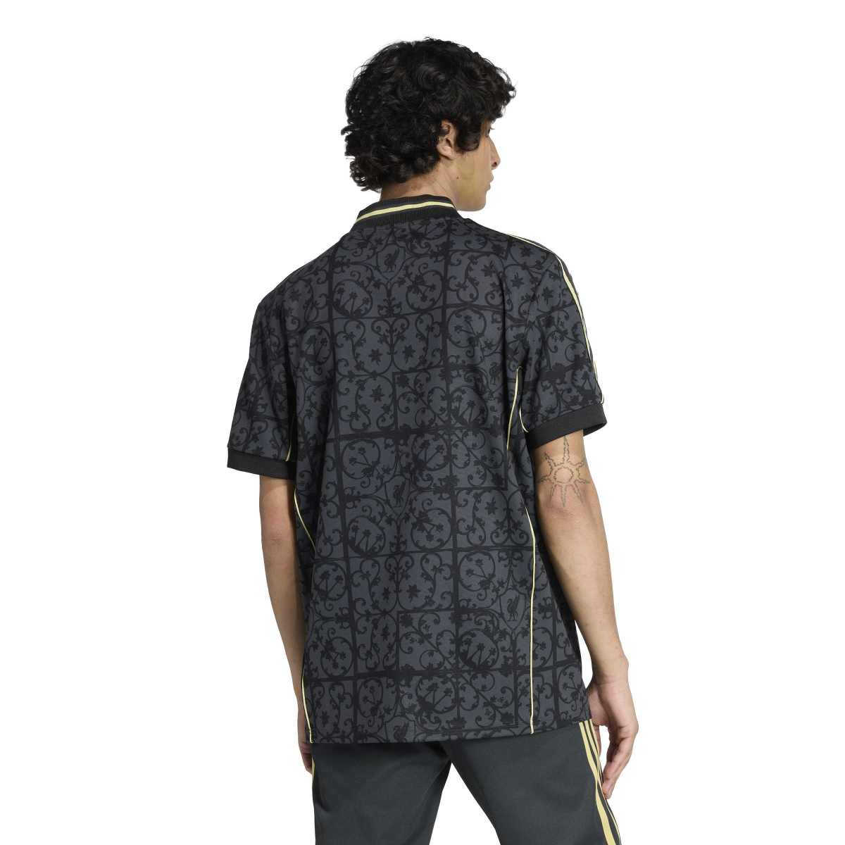 adidas Men's Liverpool FC LFSTLR Jersey-2