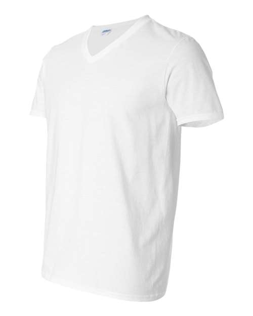 Gildan Men's Softstyle V-Neck T-Shirt. 64V00 Mens Apparel Shirts & Tops