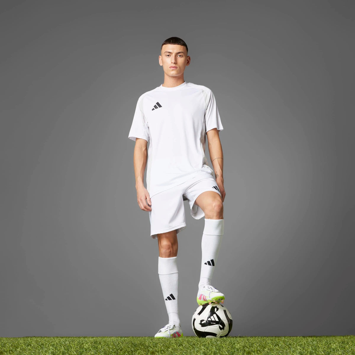 adidas Predator Elite Men's Fold-Over Tongue Firm Ground Soccer Cleats-13