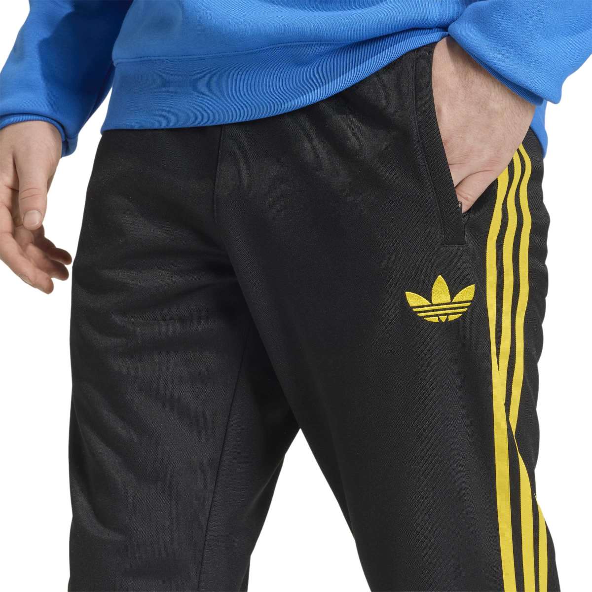 adidas Men's Manchester United LFSTLR Track Pant-5