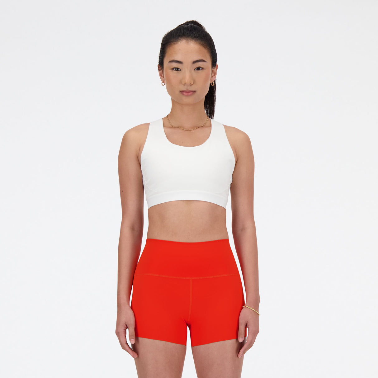 New Balance Women's Athletics Medium Impact Sleek Sports Bra