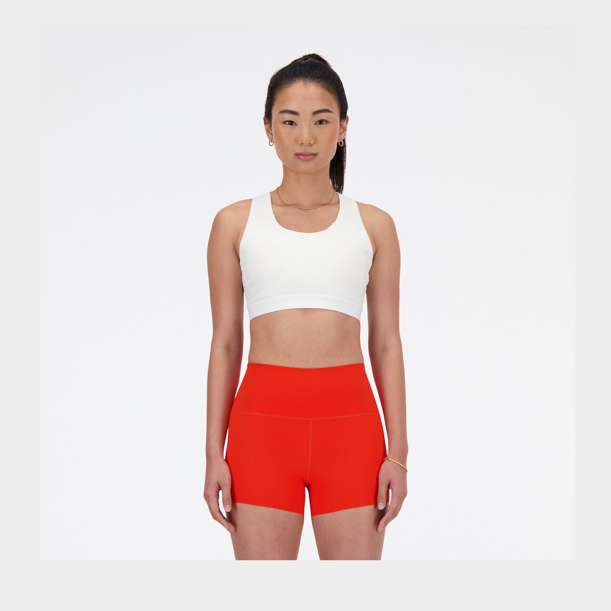 New Balance Women's Athletics Medium Impact Sleek Sports Bra