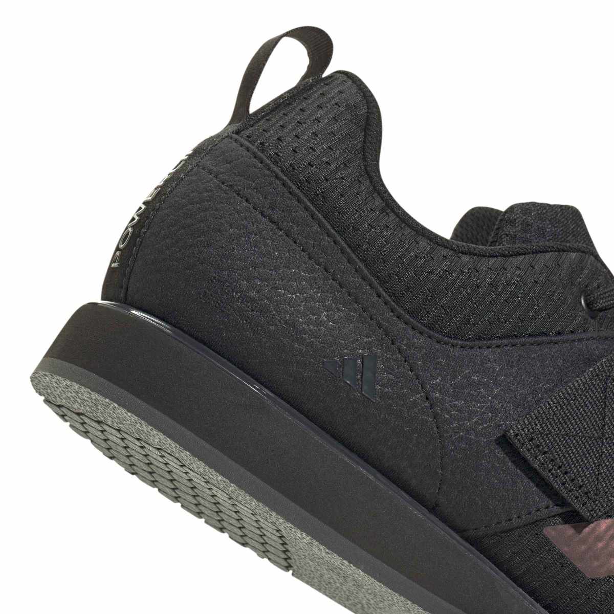 adidas Unisex Powerlift 5-8