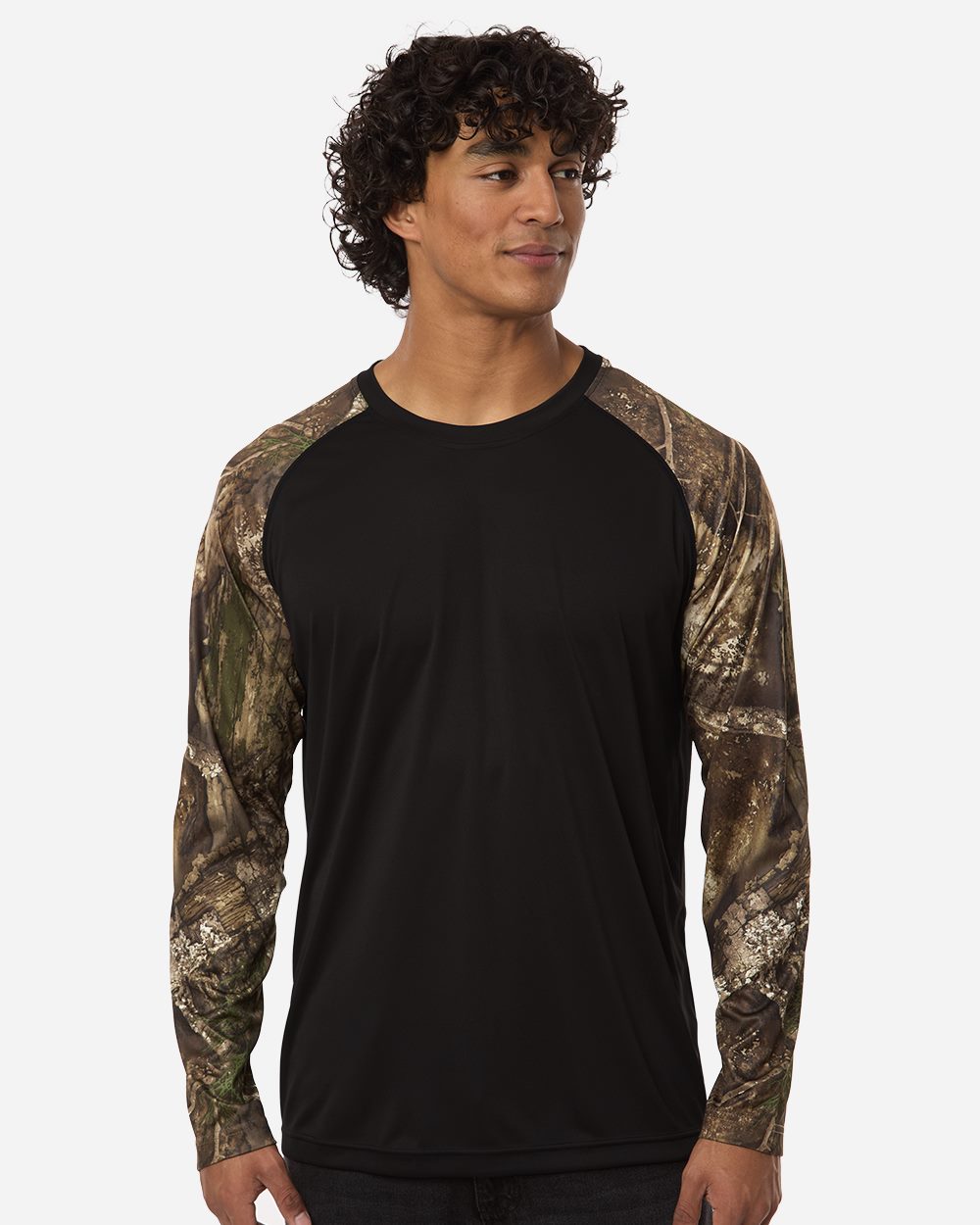 RealTree Men's Realtree Performance Colorblocked Long Sleeve T-Shirt