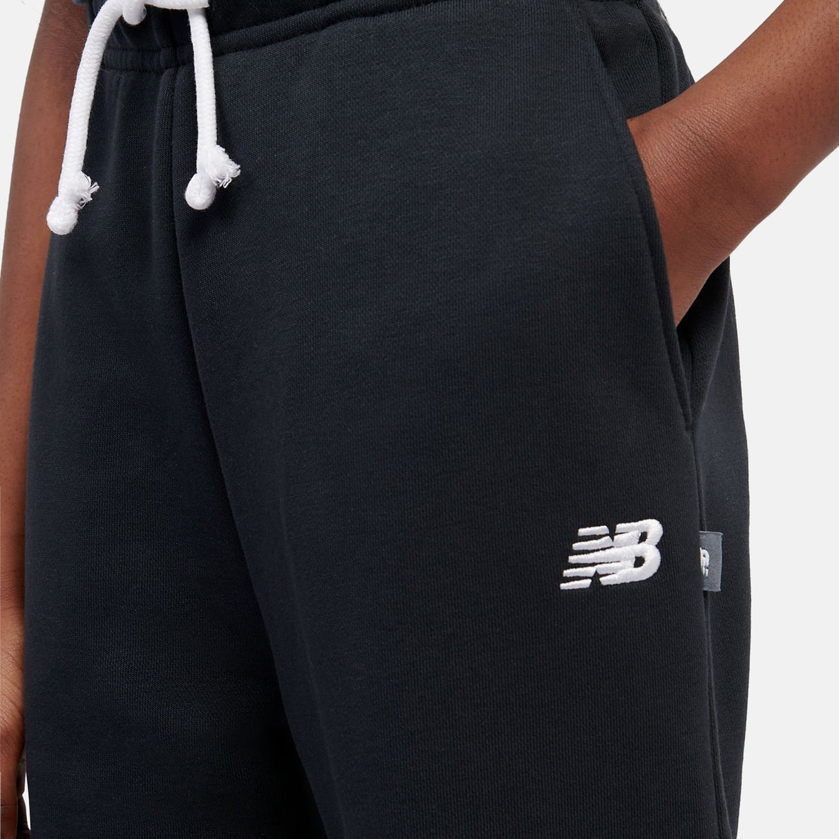 New Balance Girls' Small Logo Wide Leg Pants-8