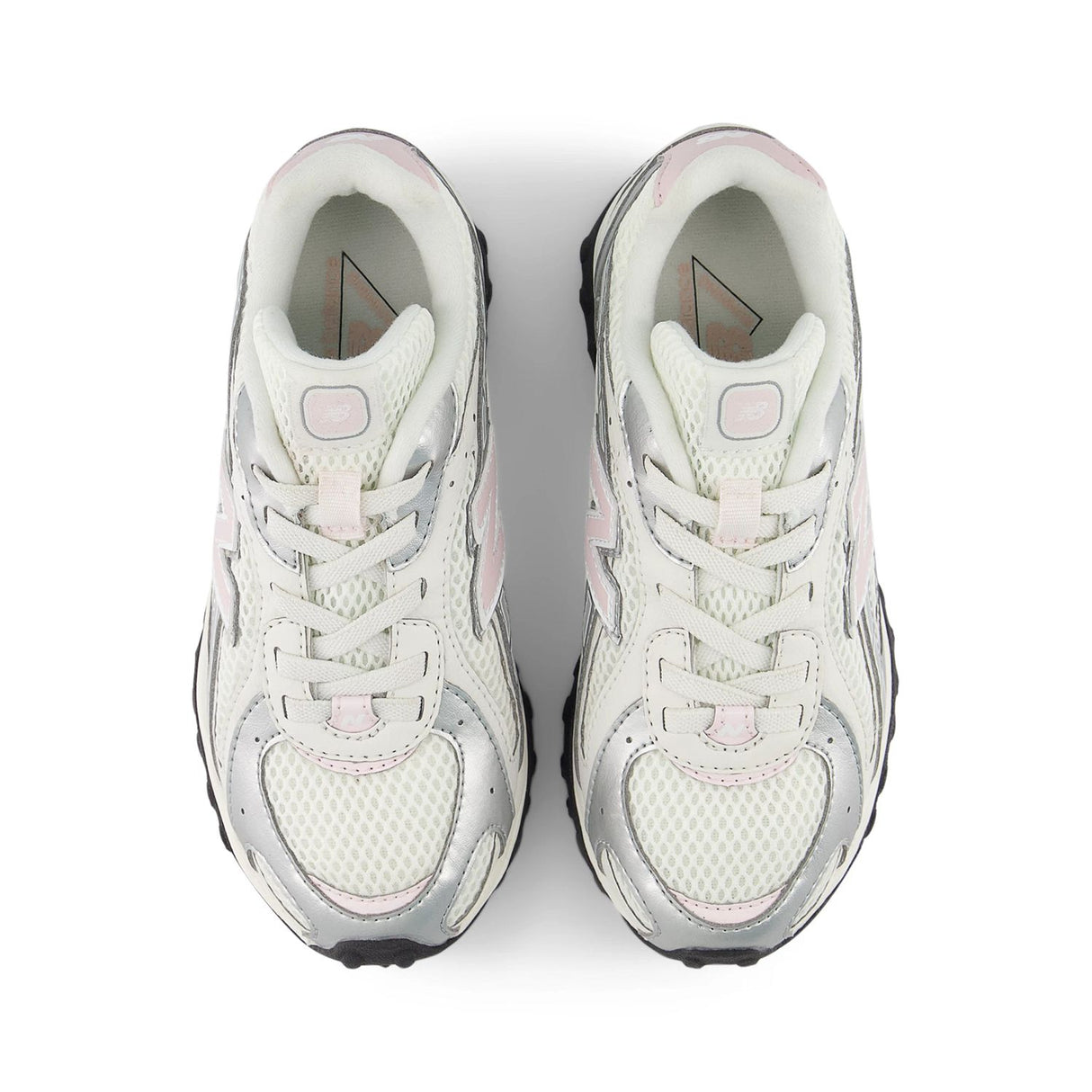 New Balance Girls' 204L Lace Shoes-12