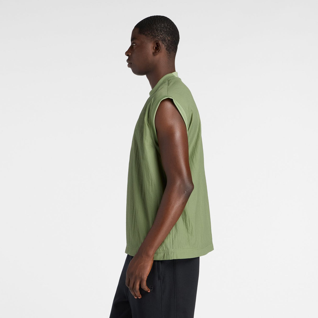 New Balance Men's 2 Layer Sleeveless-2