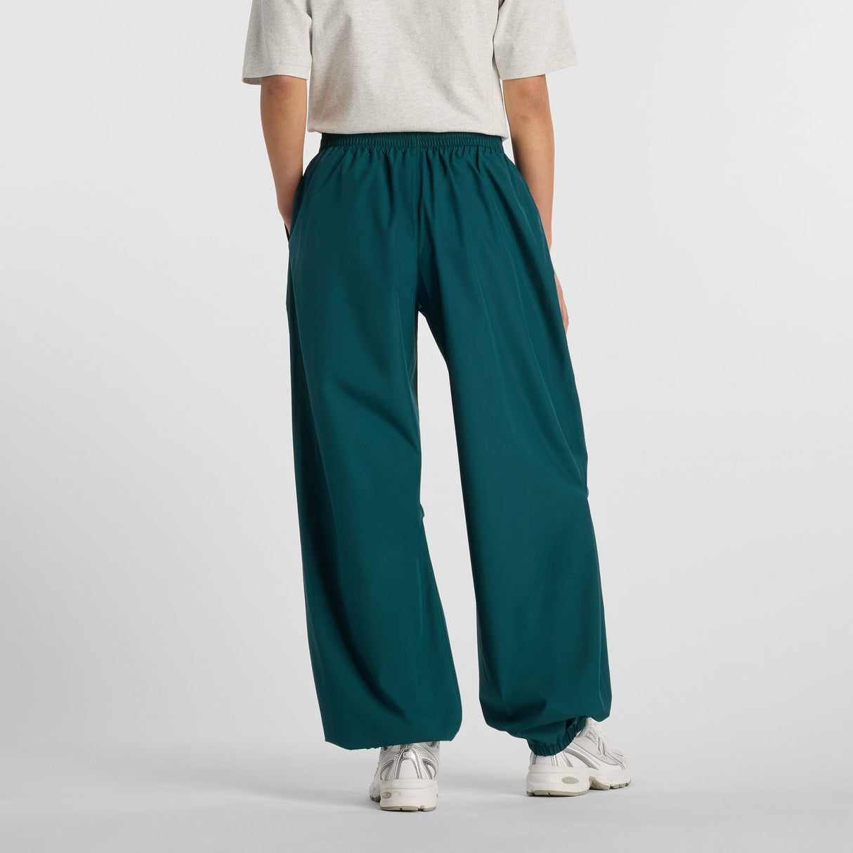 New Balance Women's Trackside Woven Pants-3
