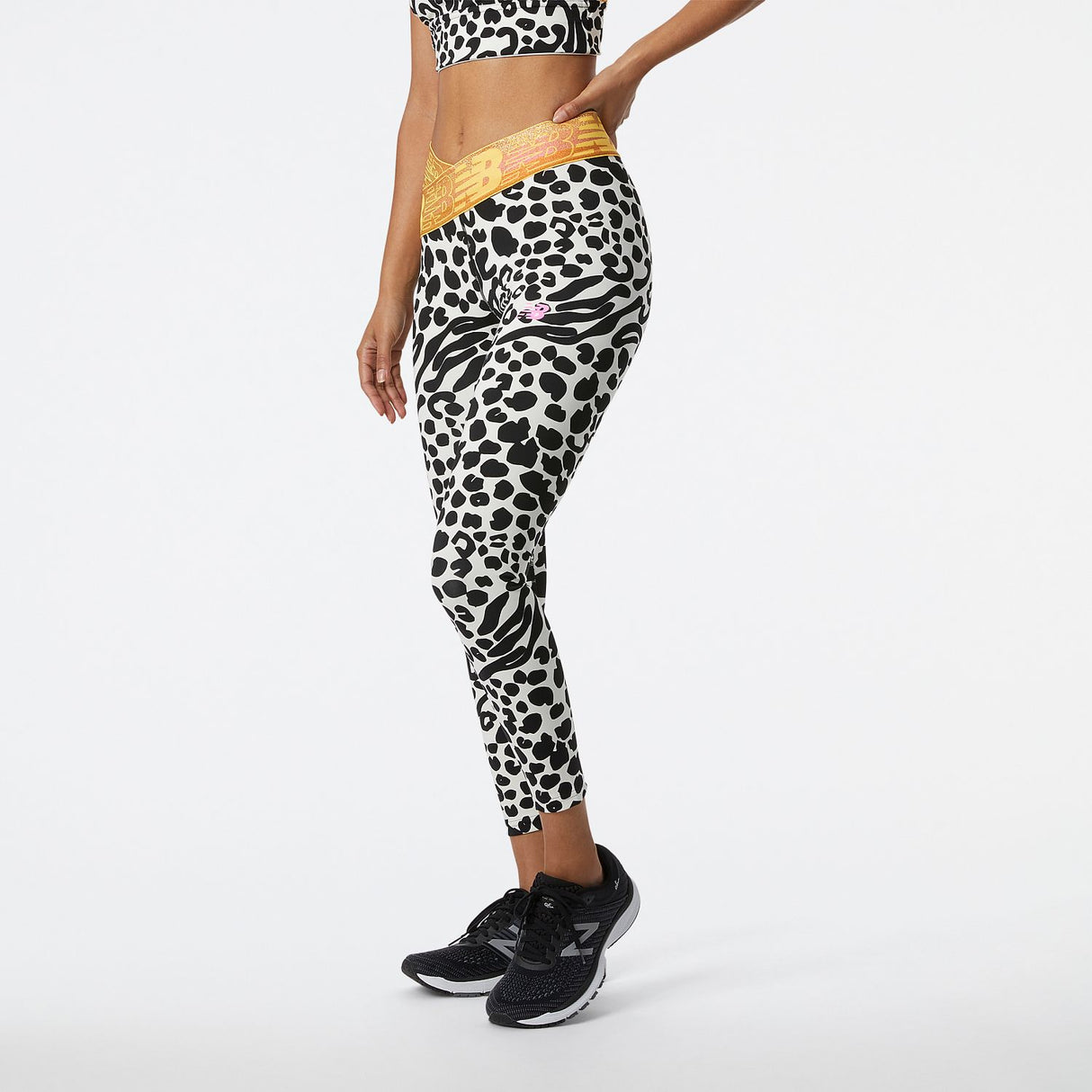 New Balance Women's Relentless Crossover Printed High Rise 7/8 Tights-2